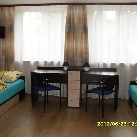 Dom Studencki Atol Hostel Krasków Εξωτερικό φωτογραφία
