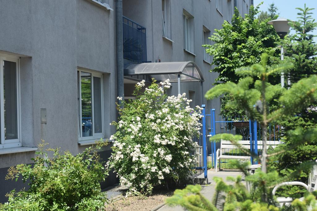 Dom Studencki Atol Hostel Krasków Εξωτερικό φωτογραφία