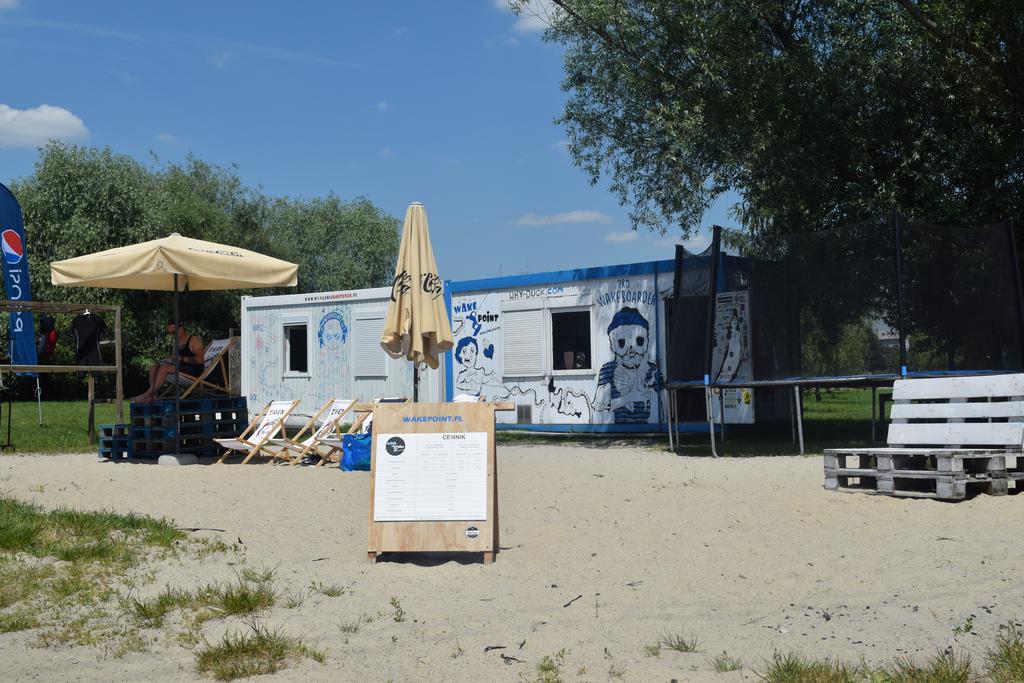 Dom Studencki Atol Hostel Krasków Εξωτερικό φωτογραφία